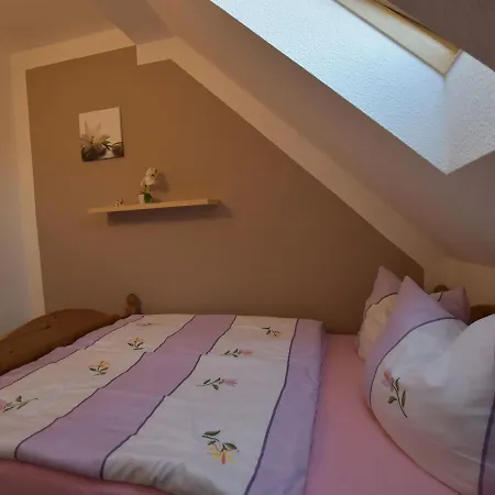 Am Birkenwaldchen Apartment *